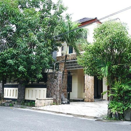 Green Surabaya Homey Eksteriør bilde
