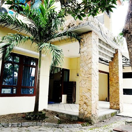 Green Surabaya Homey Eksteriør bilde