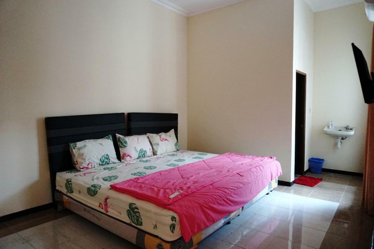 Green Surabaya Homey Eksteriør bilde
