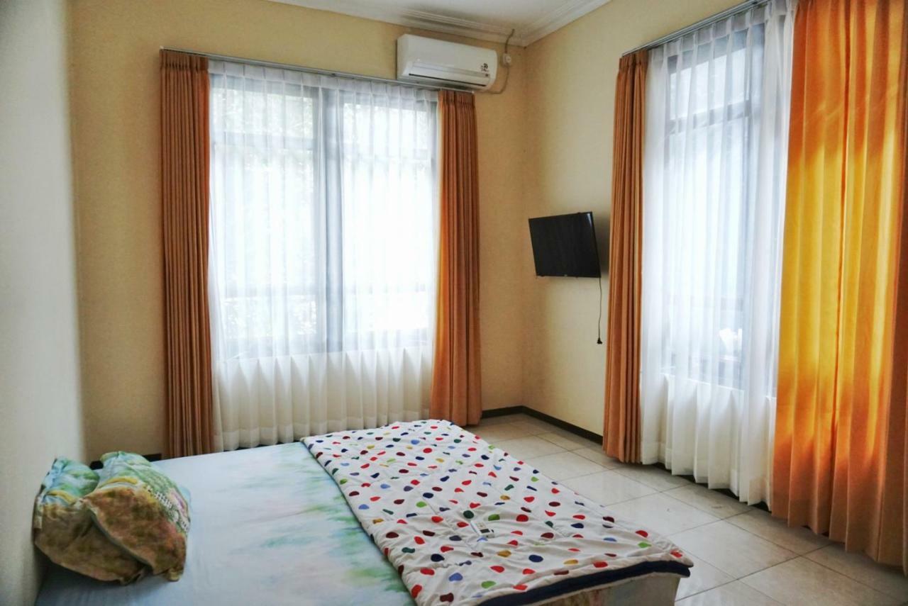 Green Surabaya Homey Eksteriør bilde