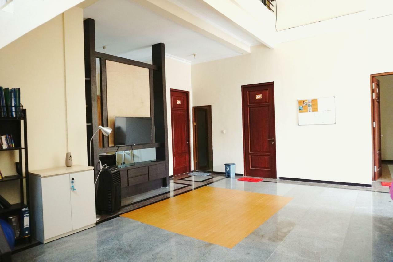 Green Surabaya Homey Eksteriør bilde